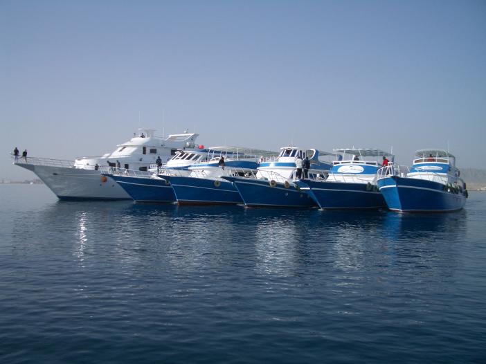 BARAKUDA DIVING CENTER LOTUS BAY